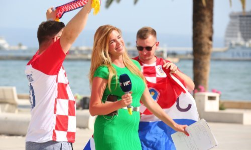 Samo o njoj se priča: Mirta Šurjak zbog svog sakoa i pokazivanja dekoltea postala viralni hit