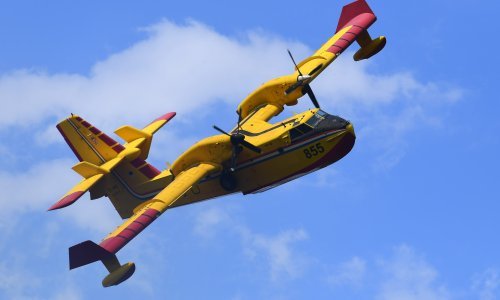 Preletom Canadaira odana počast poginulim vatrogascima u kornatskoj tragediji