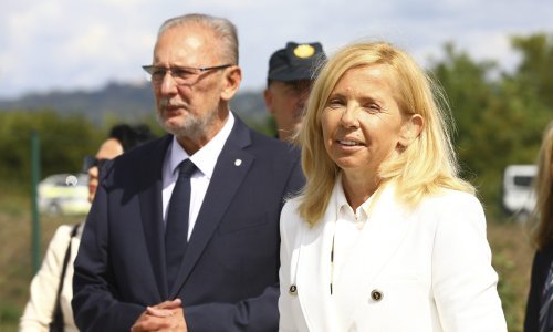 Sastao se vrh slovenske i hrvatske policije: Uklanjanje žilet žice simbol je našeg prijateljstva