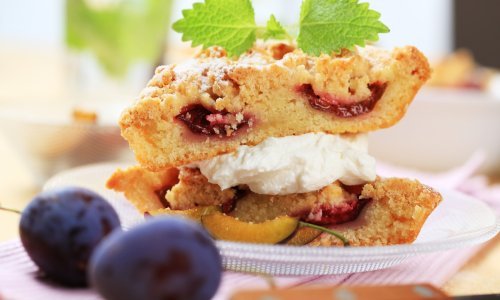 Ne znate što sa šljivama? Ovaj brzi kolač nije težak za pripremu, a divnog je okusa