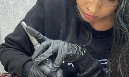 [FOTO/VIDEO] I stražnja svjetla na autu graviraju! Izgledaju lijepo, no je li to uopće dozvoljeno?