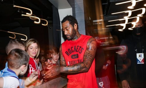 NBA zvijezda šokirala svijet iskrenim priznanjem; zaradio je više od 200 milijuna dolara, ali je totalno pukao i sve je ispričao