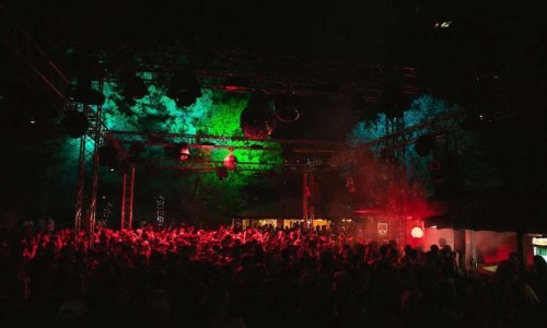 U četvrtak, 1. rujna, u The Garden Resortu u Tisnom, kreće proslava jubilarnog 10. Dimensions festivala!