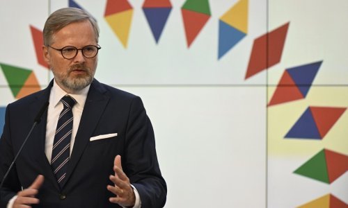 Češka vlada preživjela glasovanje o povjerenju usred predsjedanja EU-om