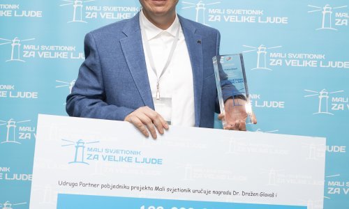 Bez odličnih i zadovoljnih radnika nema ni odličnih poduzeća – poslodavci prijavite svoje najbolje radnike na Mali svjetionik 2022.