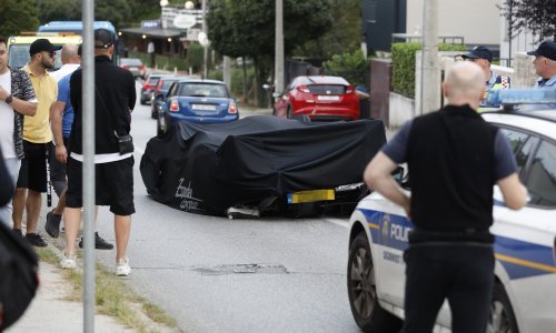 [FOTO] U zagrebačkim Mlinovima razbijena Pagani Zonda vrijedna 15 milijuna eura