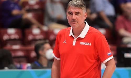 Izbornik košarkaša Damir Mulaomerović nahvalio igrače s klupe, a dotakao se i čudnog protivnika