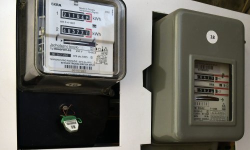 Vlada će kod računa za struju pomoći svakom kućanstvu, a ide se dodatno i sa socijalnim paketima