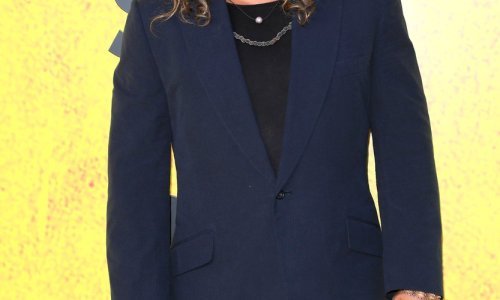 Neočekivani potez miljenika žena: Jason Momoa obrijao glavu pa otkrio što se krije iza takve odluke