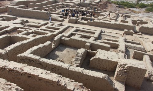 [FOTO] Poplave u Pakistanu ubile stotine ljudi, a sada prijete i arheološkom nalazištu starom 4500 godina