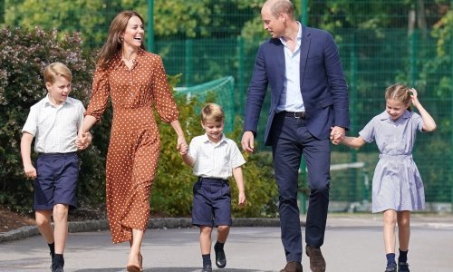 Uzbudljiv prvi dan škole za princa Georgea i princezu Charlotte, a posebno za najmlađeg Louisa koji je ponovno bio zvijezda