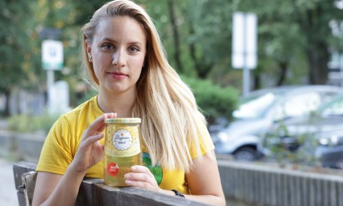 [FOTO] Ostavili stalne poslove i bacili se u pčelare: Evo kako su u obitelji Naranđa od hobija stvorili ozbiljan biznis