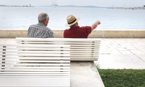 Umirovljenici se drže starog pravila: Troši koliko imaš. Zato im ušteđevina propada. Evo par savjeta kako to spriječiti
