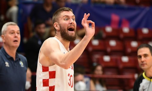 [FOTO] Hrvatska pobjedom protiv Ukrajine vjerojatno izbjegla Srbe u osmini finala, Mavra vukao prvo, a Bogdanović drugo poluvrijeme