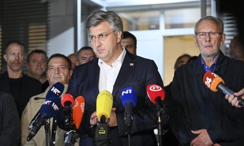 Plenković: Udar je bio velik i vagoni putničkog vlaka su iskočili s pruge