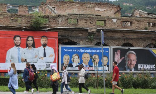 U kampanji u BiH pale teške riječi: Krenulo poticanje straha i mržnje, pozivi na podjelu, a najviše drame izbilo je zbog jednog pečenog vola