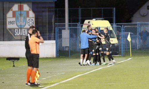 [VIDEO/FOTO] Istra 1961 potpisuje najveće iznenađenje kola; momčad iz Pule pregazila Slaven Belupo