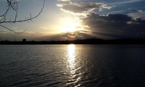 Najmanje 11 djece i jedan odrasli utopili se u jezeru