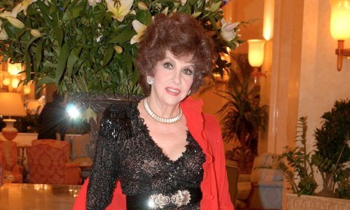 Zbog prijeloma bedrene kosti operirana legendarna glumica