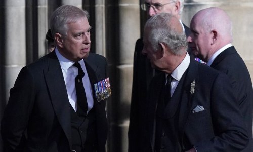 Razgovor nije djelovao pretjerano ugodno: Što je nakon bdijenja kralj Charles rekao mlađem bratu?