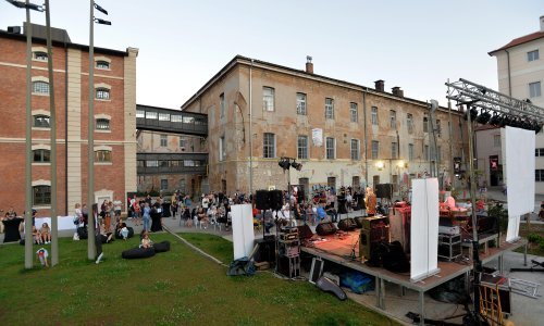 [FOTO] Četvrtak na Vrisku - od klimatske fikcije preko ciriških dnevnika do berlinskih priča