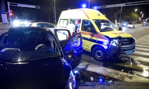 Teška prometna nesreća u Zagrebu: U sudaru na Slavonskoj poginula jedna osoba