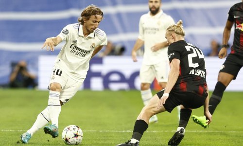 Sudac je dao znak za početak, a Luka Modrić iste sekunde došao do fantastičnog ostvarenja na koje se čekalo više od pola stoljeća