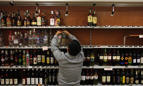 Ilegalni alkohol usmrtio 23 osobe