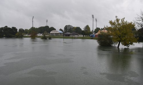 U Sloveniji zbog velikih količina oborina moguće izlijevanje rijeka, najavljeni jaki pljuskovi do subote