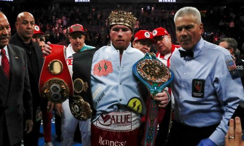 [FOTO] Meksikanac nakon pobjede u jednom od najvećih rivalstava šokirao sve: Jako je loše, ne mogu držati ni čašu vode