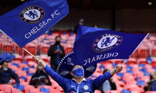 Doveli su ga u Chelsea kao pojačanje u uredu, a već nakon mjesec dana dobio je otkaz. Sve je došlo do predsjednika kluba