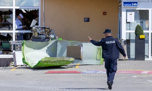 [FOTO] U zrak odletio još jedan bankomat, ovaj put u Sesvetama. Počinitelj pod nadzorom  policije
