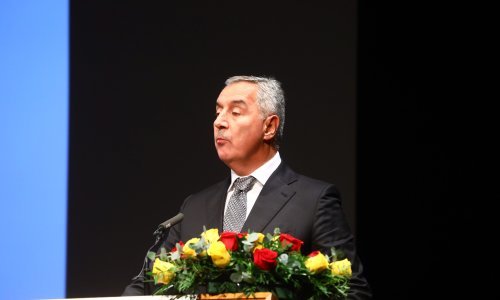Pada li konačno Milo Đukanović? Zastupnici u parlamentu pokrenuli smjenu