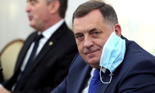 Dodik u strahu: 'U Sarajevu ne jedem, ne pijem ni njihovu vodu, uvijek nosim flašicu sa sobom'
