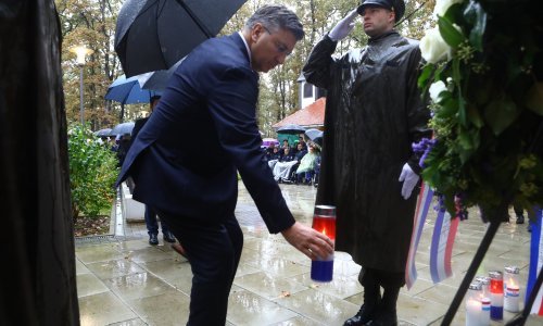 [VIDEO/FOTO] Plenković: Vlada će pomoći s otplatom kredita za bjelovarsku bolnicu