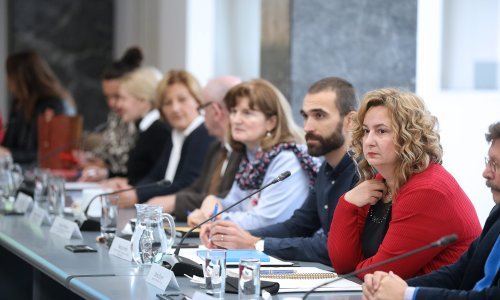 Vlada i sindikati javnih službi razmijenili ponude i zahtjeve za rastom plaća