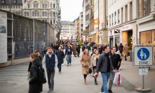 Ovo su mjere koje za zimu uvodi Njemačka: Država daje pomoć za struju i plin, a javni prijevoz će imati fiksnu cijenu