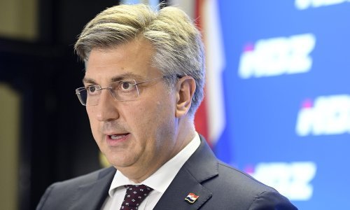Premijer Plenković čestitao Svjetski dan učitelja: 'Vaša ustrajnost ključna je u odgoju i obrazovanju novih generacija'