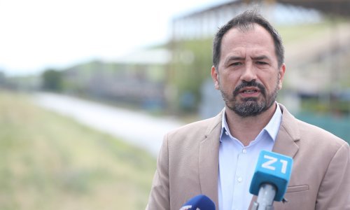 Peternel: Grobovi na Mirogoju nisu obnovljeni od potresa