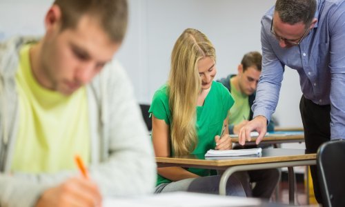 Učitelji i nastavnici dobivaju uskrsnicu: Poznati svi detalji isplate