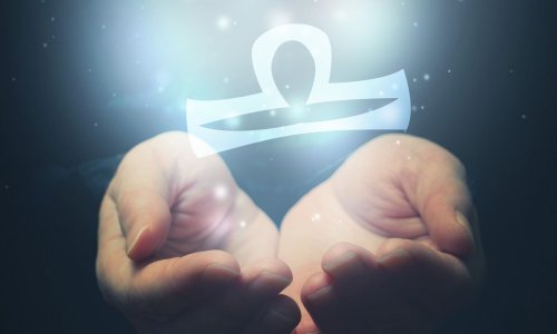 Pripadnici ovog horoskopskog znaka zaljubljeni su u ljubav pa dugo trpe lošu vezu bez prigovaranja