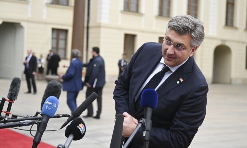 Plenković oštro odgovorio Vučiću, a o iskazu Kovačevića kaže: Nisam naredio da se zatvori rafinerija u Sisku! Oporba se spustila ispod podruma, u nekom je glibu...
