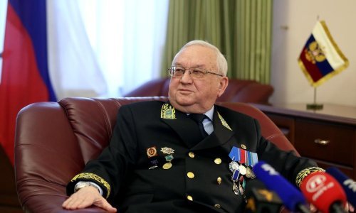 Zašto je ruski veleposlanik bio u nakićenoj odori: prijetnja ili protokol?