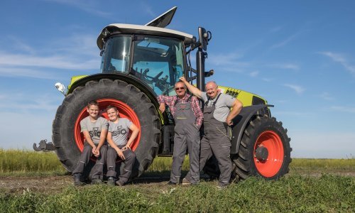 Prije 30 godina otvorili su obrt. Sada ih zapošljavaju 25 i otvaraju praonicu poljoprivrednih strojeva, evo kome će ostaviti posao