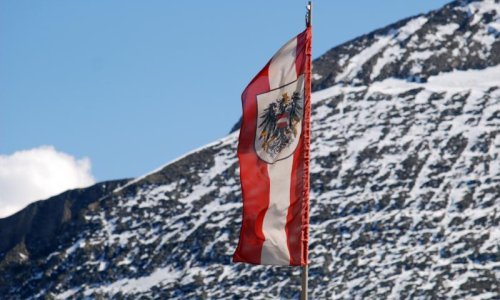 Austrija poslala oklopnjake u Tirol, vojska u pripravnosti za novi izbjeglički val