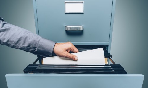 Iz državne i javne uprave u tri godine otišlo 7000 ljudi, IT sektor zaposlio ih je 11.000