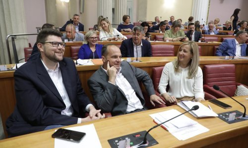 Hajdaš Dončić: Zatražio sam izvješće SOA-e o premijerovim izjavama