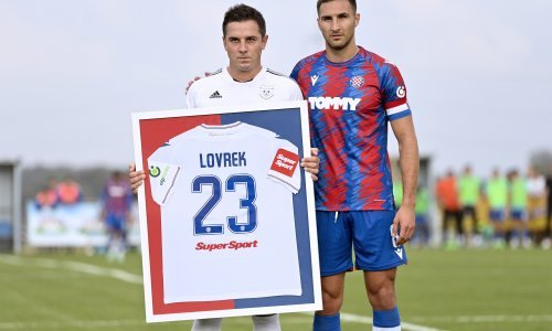 [VIDEO] Utakmica Tehničara i Hajduka u jednom trenutku bila je prekinuta; za to je postojao jako dobar razlog