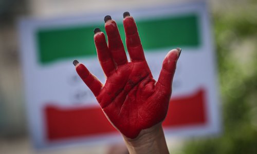 Najmanje 28 djece ubijeno, mnogo uhićenih u Iranu