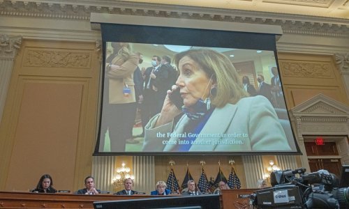 [VIDEO] Objavljena dosad neviđena snimka napada na Kapitol: ‘Dovedite nam je!‘